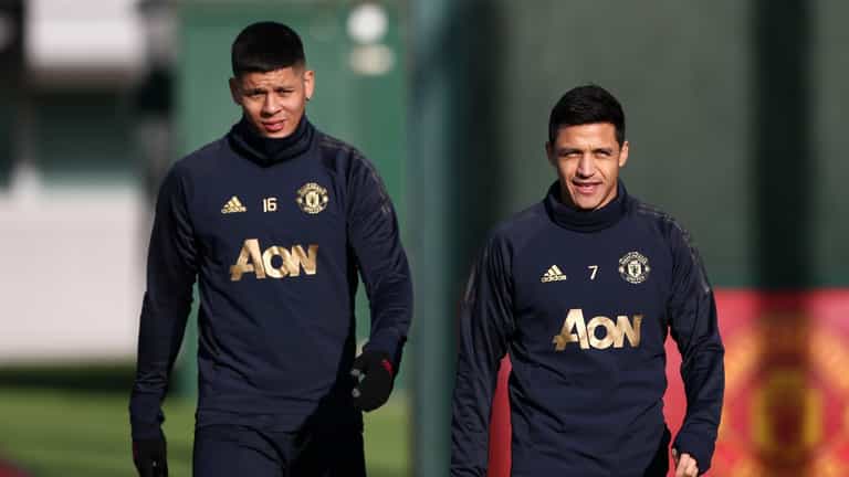 Manchester United players avoid Marcos Rojo in training, says Luke Shaw Manchester United players avoid Marcos Rojo in training, says Luke Shaw