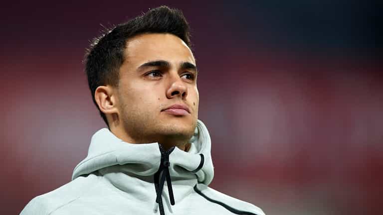 Sergio Reguilón would be a massive upgrade on Luke Shaw for Man United Sergio Reguilón would be a massive upgrade on Luke Shaw for Man United