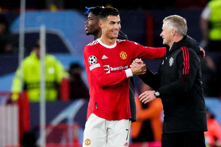 Ole Gunnar Solskjaer holds “crisis talks” with six Man United players Ole Gunnar Solskjaer holds “crisis talks” with six Man United players