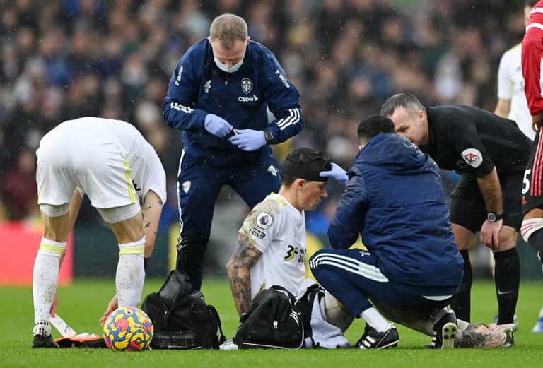 Robin Koch incident highlights football’s archaic approach to head injuries Robin Koch incident highlights football’s archaic approach to head injuries