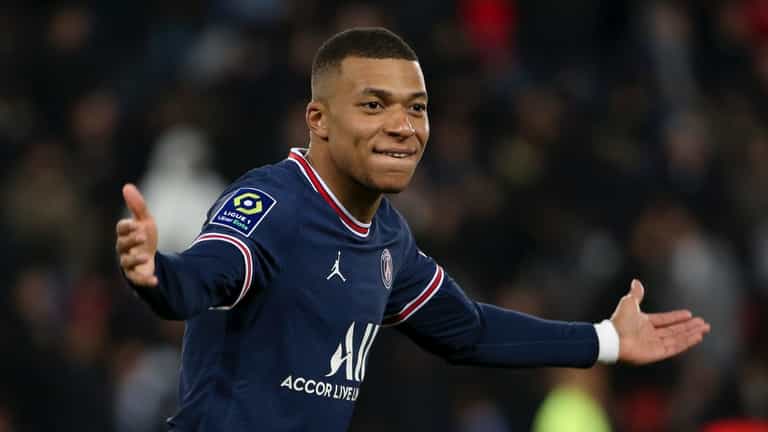 Kylian Mbappe agrees personal terms with Real Madrid, according to reports Kylian Mbappe agrees personal terms with Real Madrid, according to reports