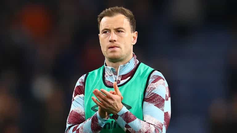 Ashley Barnes claims referees want Burnley to get relegated for ‘ugly style’ Ashley Barnes claims referees want Burnley to get relegated for ‘ugly style’