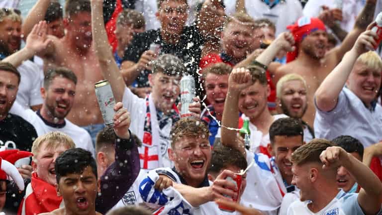 No beer will be served inside stadiums at World Cup in Qatar