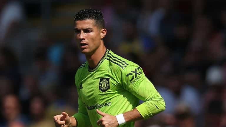 Cristiano Ronaldo reportedly only has two exit routes left from Man United Cristiano Ronaldo reportedly only has two exit routes left from Man United