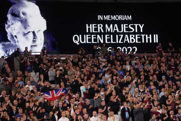 Premier League and EFL in talks over fixture postponements after death of Queen Premier League and EFL in talks over fixture postponements after death of Queen