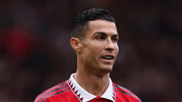 New footage of Cristiano Ronaldo refusing to come on as a sub emerges