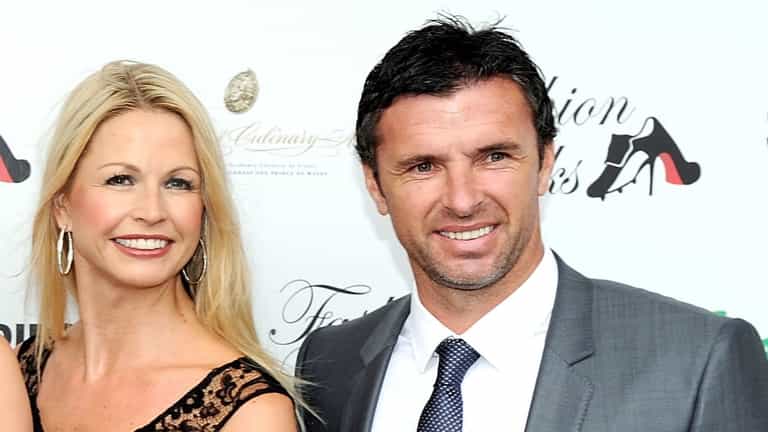 Gary Speed’s widow suffers another tragedy after husband dies aged 53 Gary Speed’s widow suffers another tragedy after husband dies aged 53
