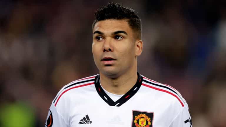 Paul Scholes compares Man United midfielder Casemiro to Roy Keane Paul Scholes compares Man United midfielder Casemiro to Roy Keane