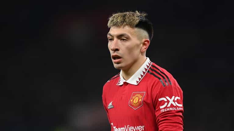 Jamie Carragher admits he was wrong about Man United defender Lisandro Martinez Jamie Carragher admits he was wrong about Man United defender Lisandro Martinez