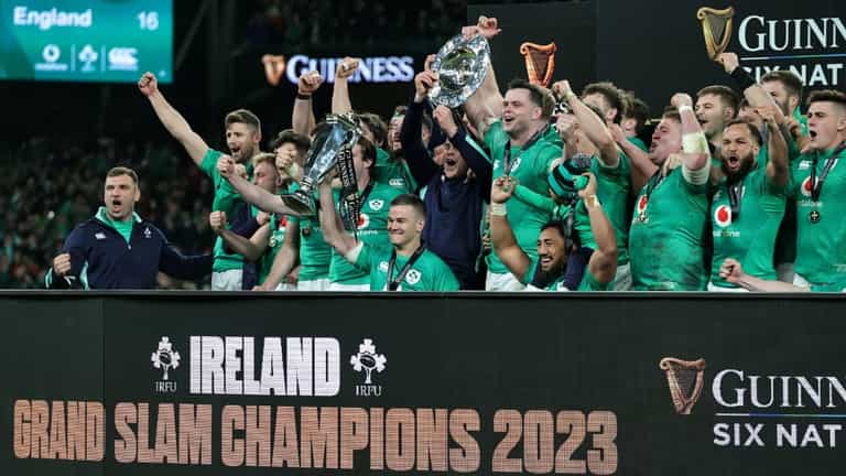Irish viewers frustrated as ITV 1 cuts away from Six Nations trophy lift Irish viewers frustrated as ITV 1 cuts away from Six Nations trophy lift