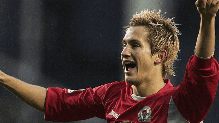 Quiz: Name these 20 Premier League midfielders from the 2000s