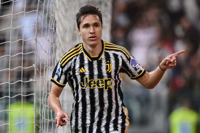Liverpool reach agreement to sign Federico Chiesa at a bargain fee Liverpool reach agreement to sign Federico Chiesa at a bargain fee