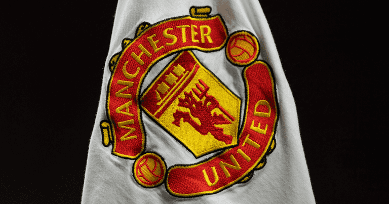 Man United agree deal to sell first team star as personal terms agreed