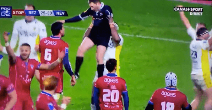 Fijian player sent off for picking the referee up in celebration