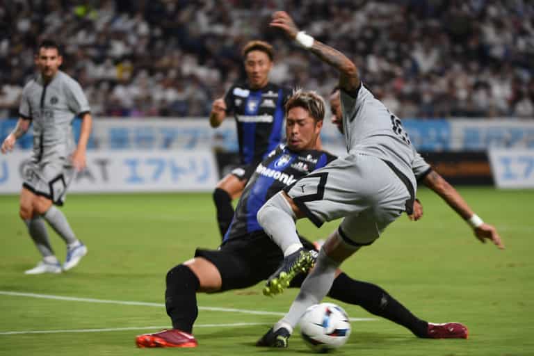 Neymar produces ‘shameless dive’ against Gamba Osaka in pre-season match Neymar produces ‘shameless dive’ against Gamba Osaka in pre-season match