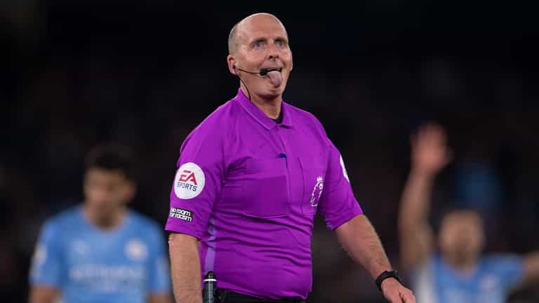 Mike Dean comes out of retirement to become Premier League VAR official Mike Dean comes out of retirement to become Premier League VAR official