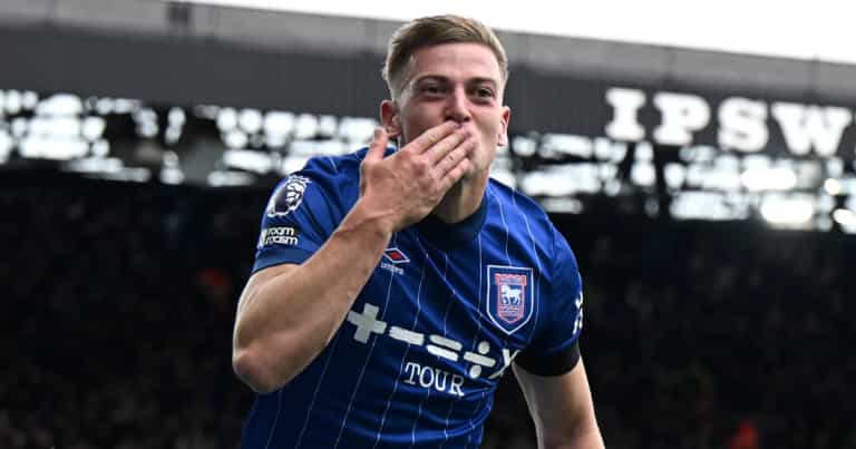 Premier League club to directly rival Man United for Liam Delap Premier League club to directly rival Man United for Liam Delap