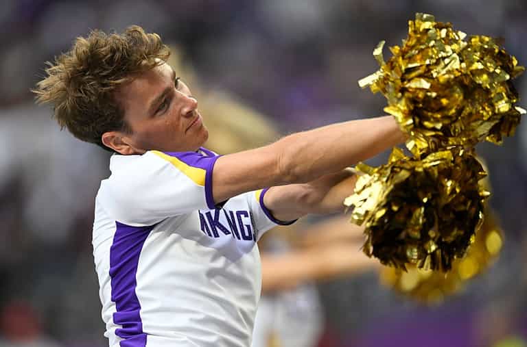 NFL team faces backlash for having male cheerleaders on their cheer team NFL team faces backlash for having male cheerleaders on their cheer team