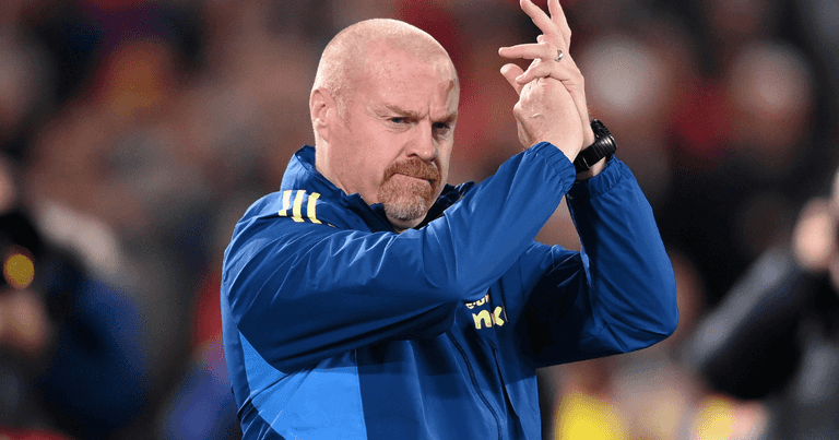 Sean Dyche instantly bans two items from Nottingham Forest training Sean Dyche instantly bans two items from Nottingham Forest training