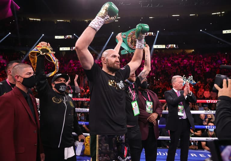 Tyson Fury sends Deontay Wilder birthday video Tyson Fury sends Deontay Wilder birthday video