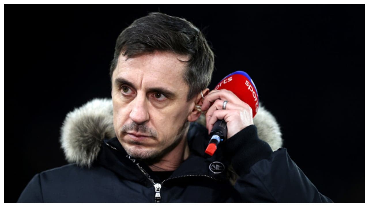 Gary Neville slams ‘farcical’ Man United players after Everton performance