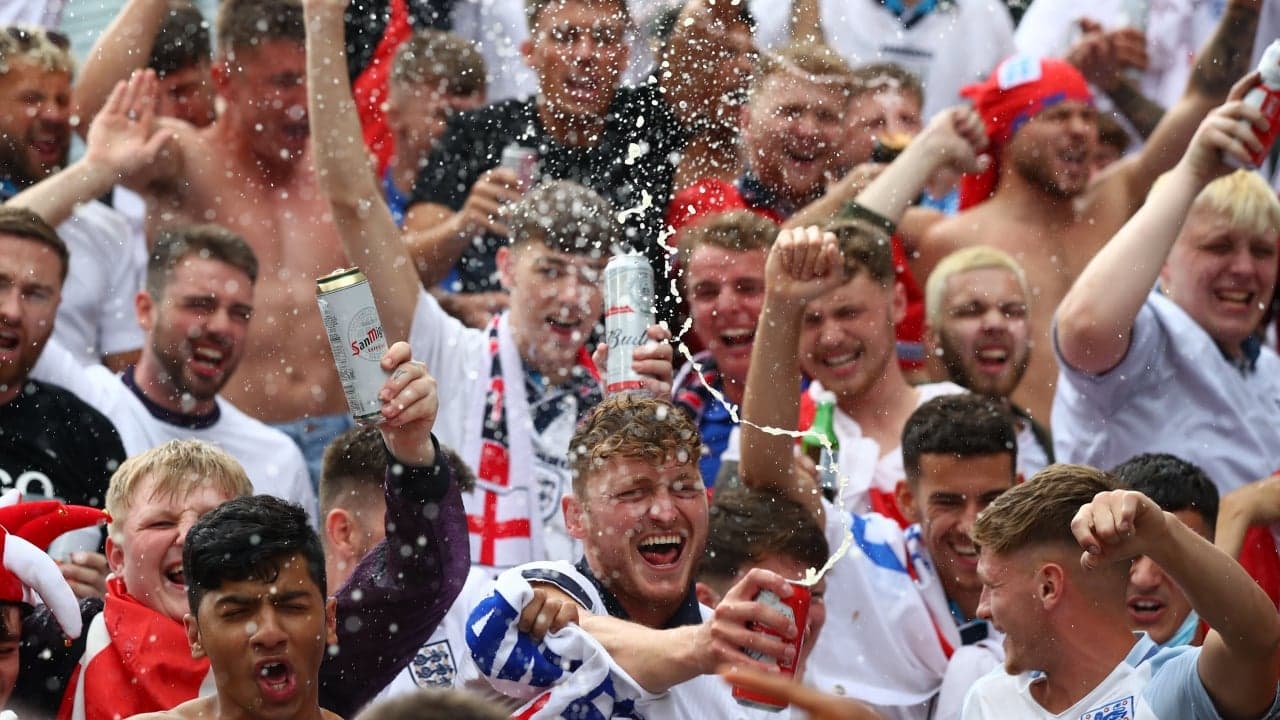 No beer will be served inside stadiums at World Cup in Qatar