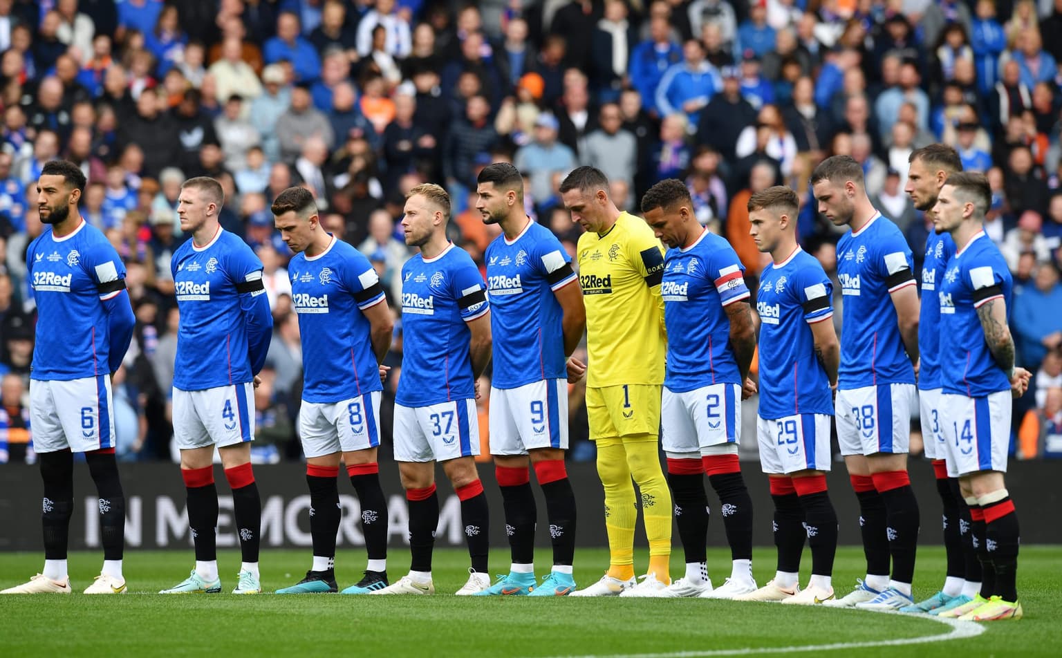Dundee United fans sing ‘Lizzie’s in a box’ during minute’s silence at Ibrox
