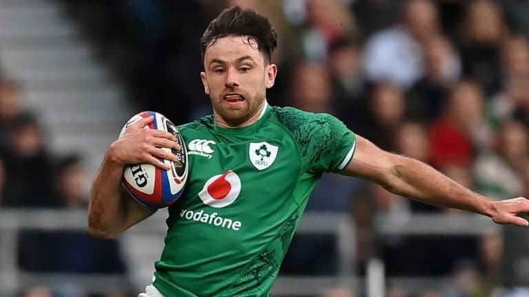 Hugo Keenan ‘best fullback in Britain and Ireland’ despite flying Freddie Steward Hugo Keenan ‘best fullback in Britain and Ireland’ despite flying Freddie Steward