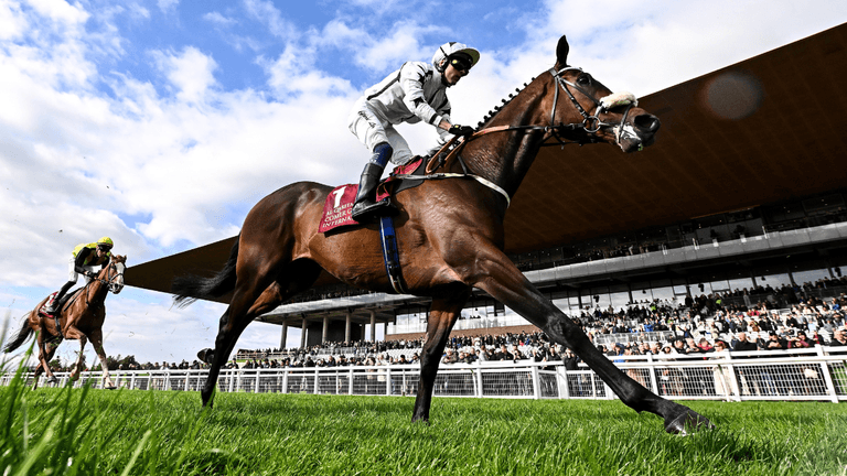 Horse racing in Ireland to break tradition with huge first-ever meet