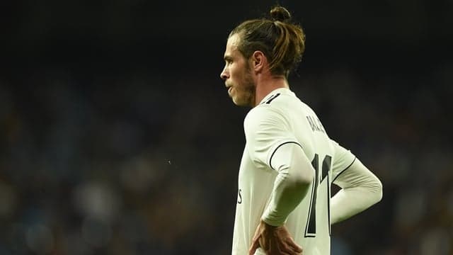 Real Madrid fans boo Gareth Bale after Barcelona horror show Real Madrid fans boo Gareth Bale after Barcelona horror show