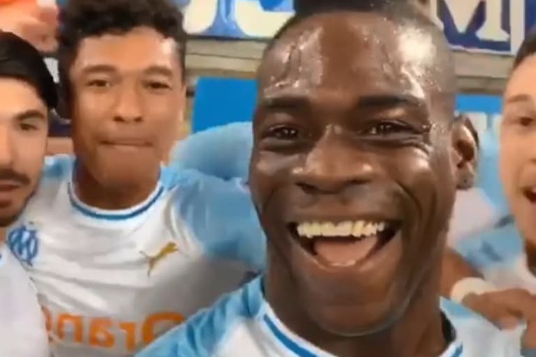 Mario Balotelli couldn’t resist a little dig at PSG after defeat to Manchester United Mario Balotelli couldn’t resist a little dig at PSG after defeat to Manchester United