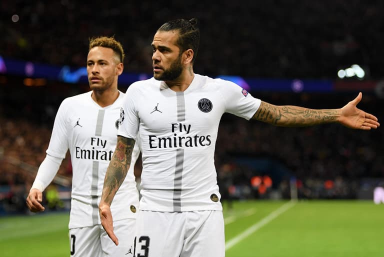 Dani Alves criticises PSG and says his teammates ‘don’t understand Neymar’