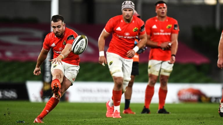 “We win together and we lose together” – Johann van Graan gives backing to JJ Hanrahan “We win together and we lose together” – Johann van Graan gives backing to JJ Hanrahan