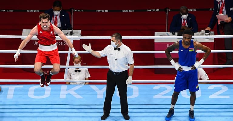Aidan Walsh secures Ireland’s first Olympic medal in boxing since 2012 Aidan Walsh secures Ireland’s first Olympic medal in boxing since 2012