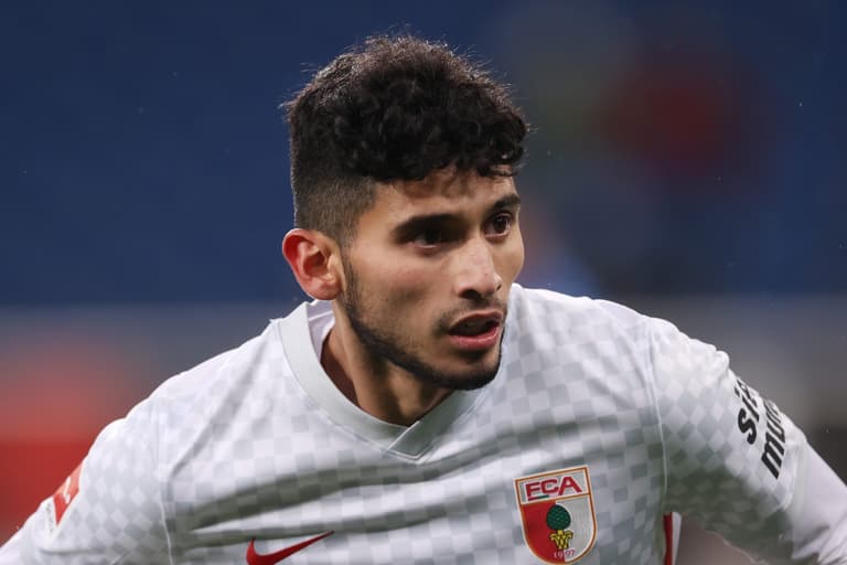 Bundesliga side forced to deny rumour that manager peed on new American signing in initiation Bundesliga side forced to deny rumour that manager peed on new American signing in initiation