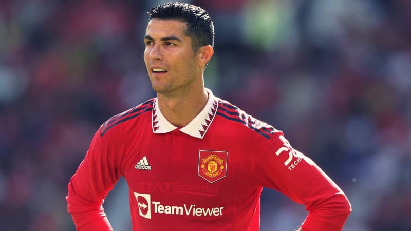 Cristiano Ronaldo cautioned by police over phone incident