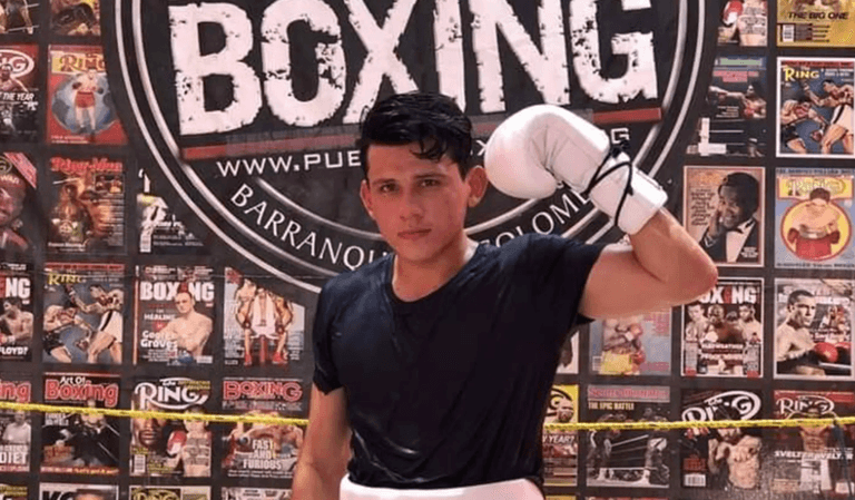 Boxer, 25, dies after knock-out in final minute of fight Boxer, 25, dies after knock-out in final minute of fight
