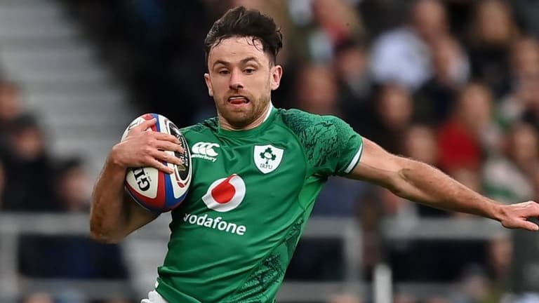 Hugo Keenan ‘best fullback in Britain and Ireland’ despite flying Freddie Steward Hugo Keenan ‘best fullback in Britain and Ireland’ despite flying Freddie Steward