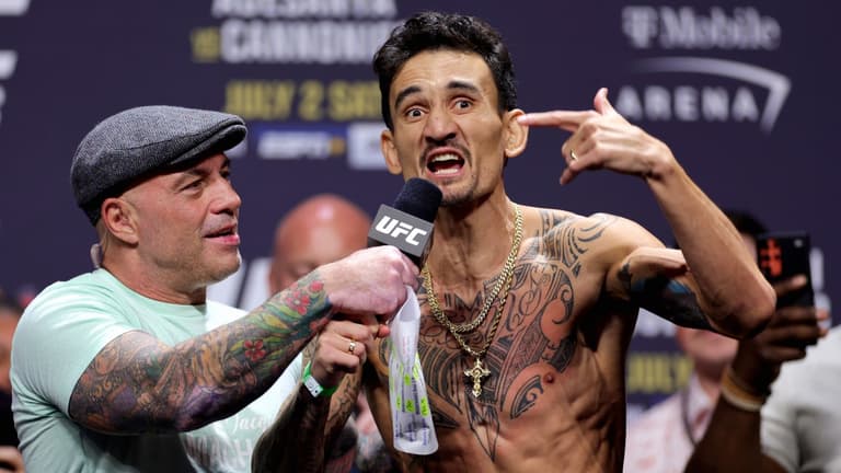 Vintage Max Holloway hands Arnold Allen his first UFC defeat Vintage Max Holloway hands Arnold Allen his first UFC defeat
