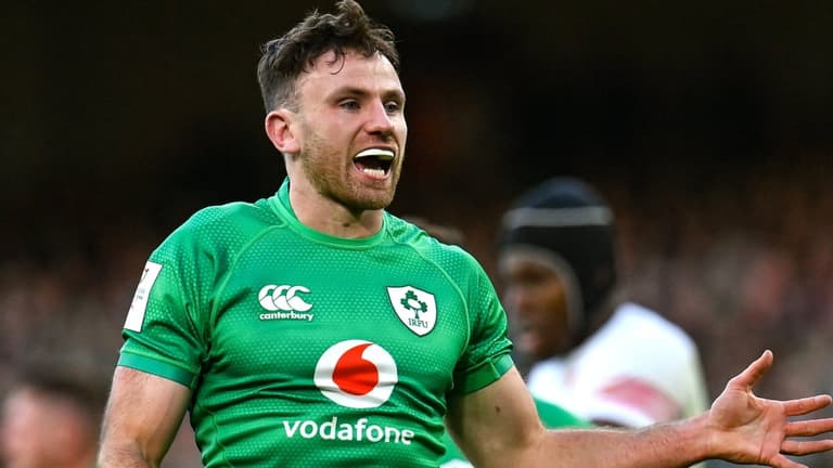 Rob Kearney would prefer “out-and-out fullback” to cover for Hugo Keenan Rob Kearney would prefer “out-and-out fullback” to cover for Hugo Keenan