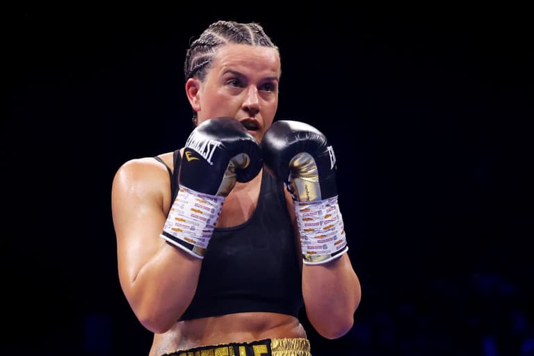 Chantelle Cameron says “trilogy fight is not happening” and has some choice words for Katie Taylor Chantelle Cameron says “trilogy fight is not happening” and has some choice words for Katie Taylor