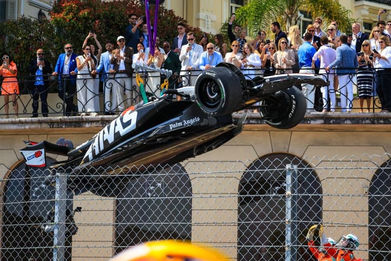 ‘There is something wrong’ – Ex-Formula 1 world champion takes aim at Kevin Magnussen ‘There is something wrong’ – Ex-Formula 1 world champion takes aim at Kevin Magnussen