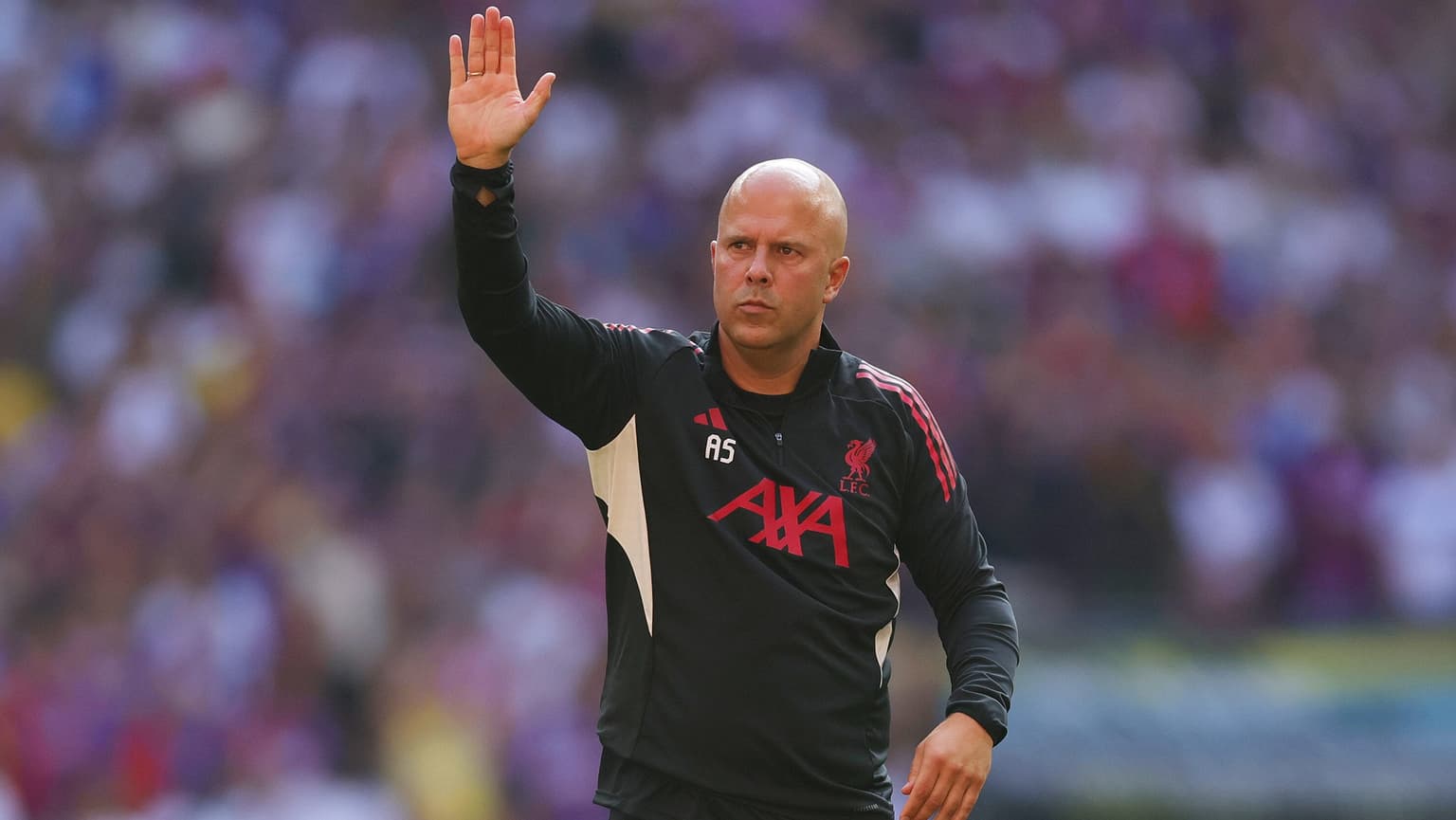 Slot has theory on Palace fan disruption for Diogo Jota silence at Wembley