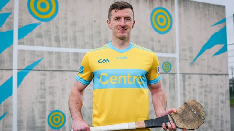 Cork legend has cheeky quip on Galway stars latest Love Island episode