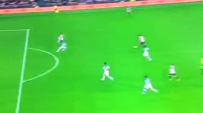 Vine: Man with unpronounceable name scores screamer for Athletic Bilbao Vine: Man with unpronounceable name scores screamer for Athletic Bilbao