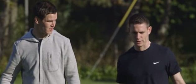 VIDEO: Great clip shows Jonny Sexton and Stephen Cluxton trading kicking techniques VIDEO: Great clip shows Jonny Sexton and Stephen Cluxton trading kicking techniques