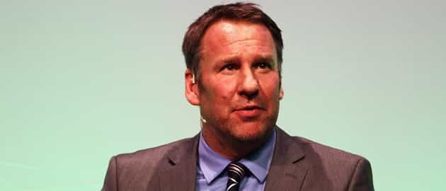 Vine: Paul Merson tries, and fails badly, to pronounce Eljero Elia’s name Vine: Paul Merson tries, and fails badly, to pronounce Eljero Elia’s name