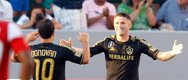 Landon Donovan honoured to end career in presence of ‘idol’ Robbie Keane Landon Donovan honoured to end career in presence of ‘idol’ Robbie Keane