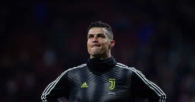 Cristiano Ronaldo fined for mimicking Diego Simeone’s crotch grab celebration Cristiano Ronaldo fined for mimicking Diego Simeone’s crotch grab celebration