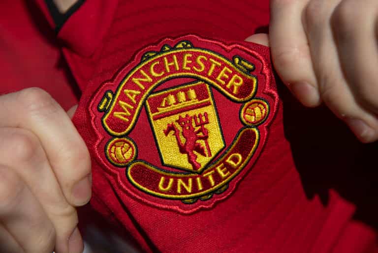 Man United’s new shirt sponsor and four different ways it could look Man United’s new shirt sponsor and four different ways it could look